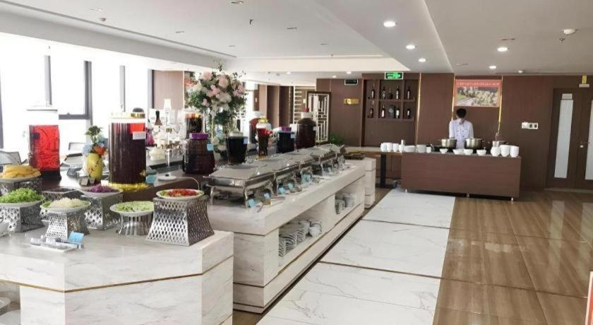 Отель Khach San Toan Thang Stone 4*
